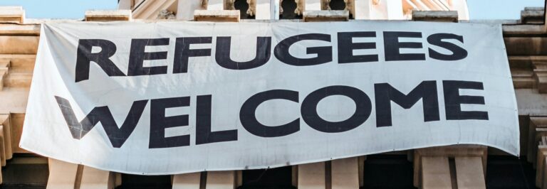 Lesung – Gespräch – Musik – Tanz: Weltgeflüchtetentag am 20. Juni 2026 im Rathaus Altona